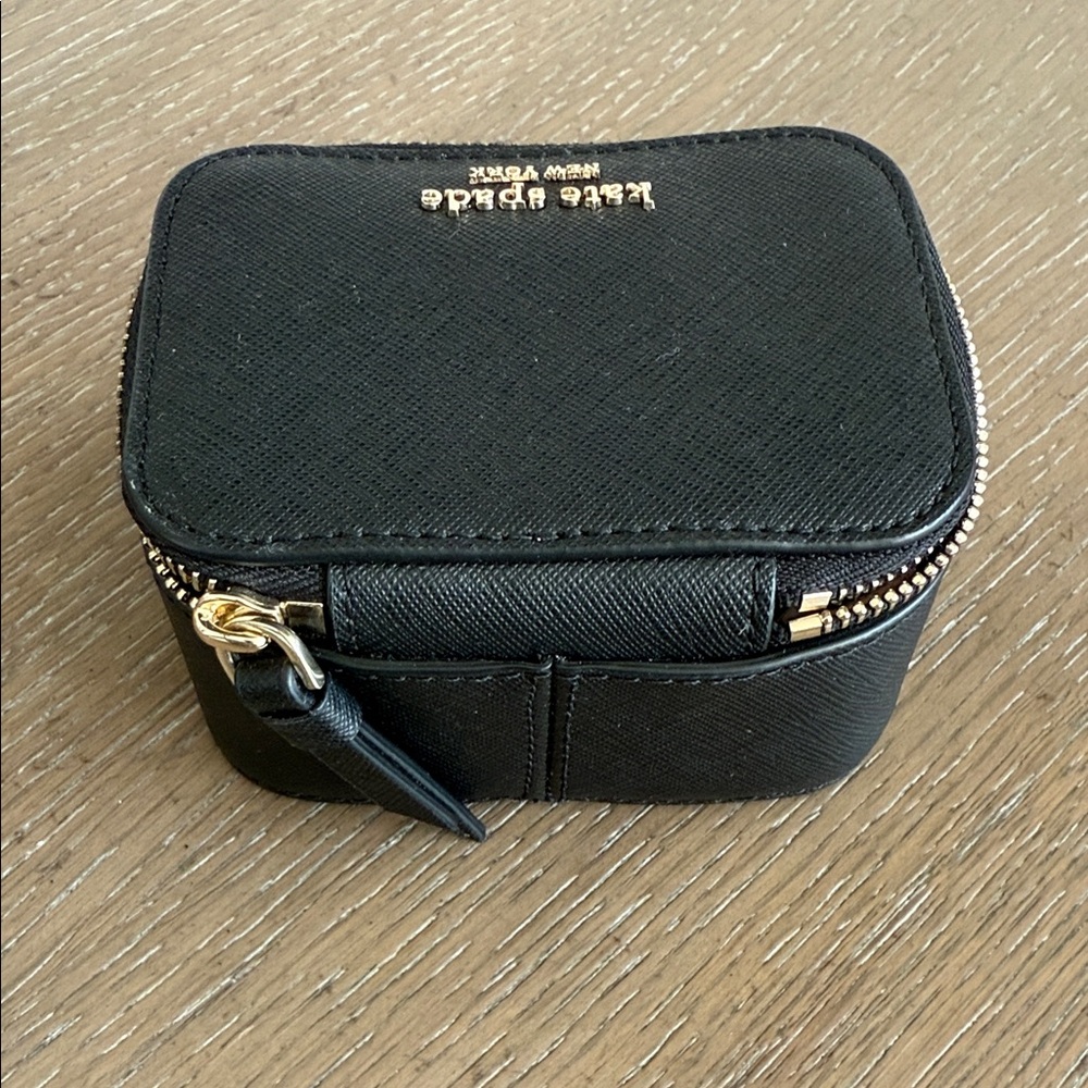 Kate Spade Jewelry Case - Picture 5 of 6